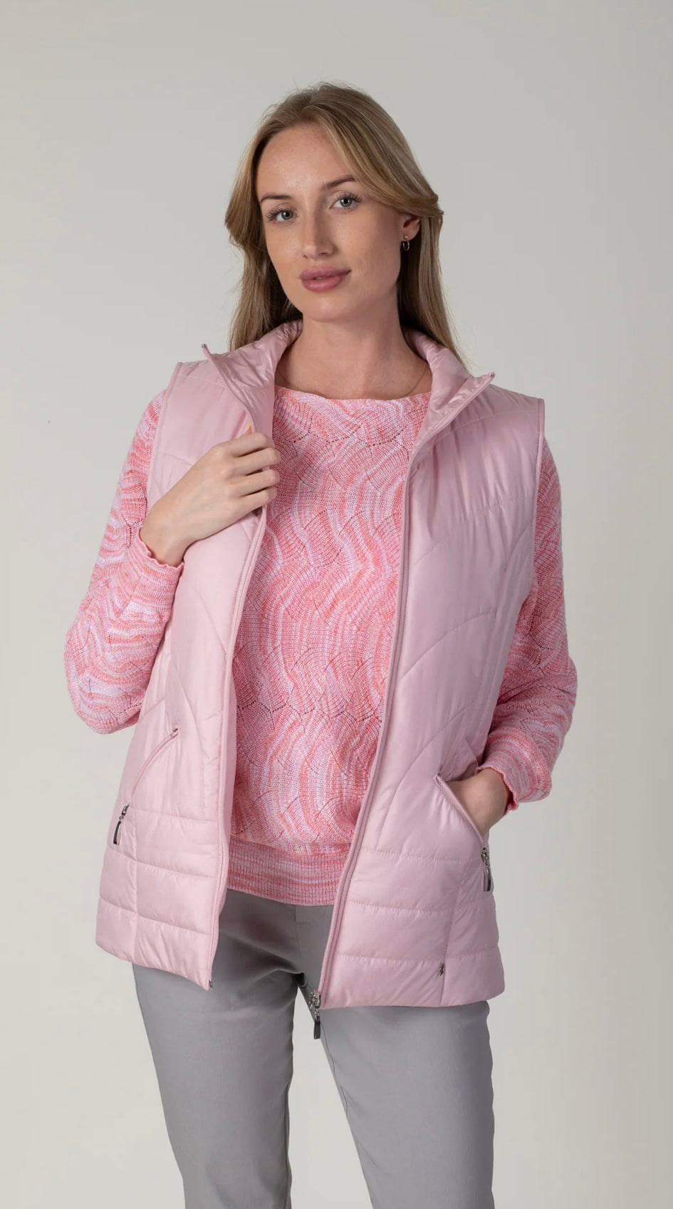 QUILTED PLAIN GILET WITH POCKETS - 27000-010