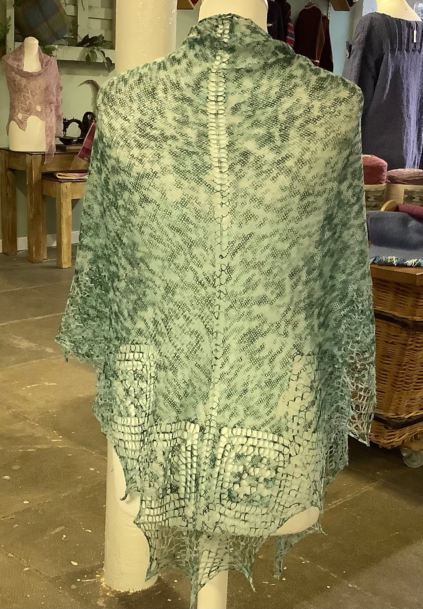 Shaw Handmade Cobweb Weight