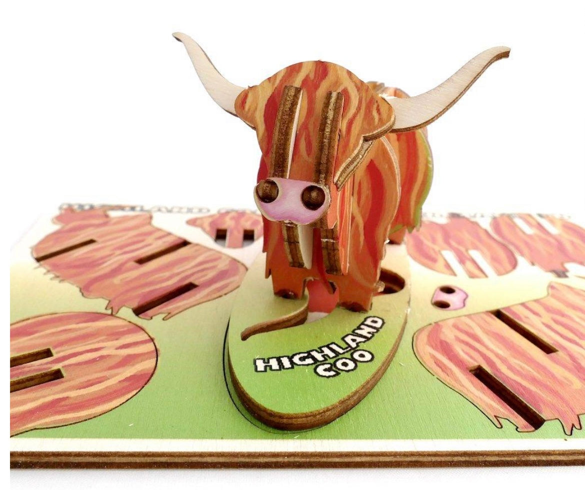 Pop-Up Wooden Highland Coo - Large