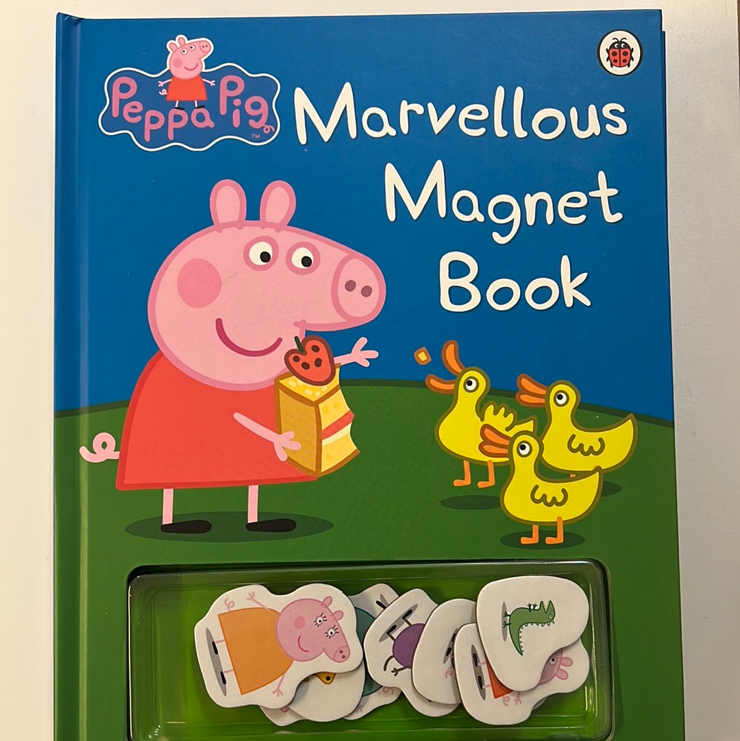 Book - Peppa Pig Marvellous Magnet Book