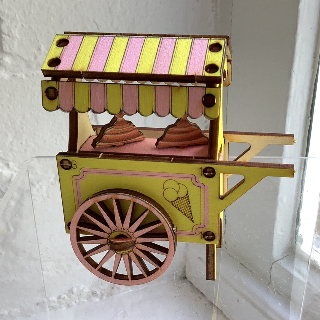 Pop-Up Wooden Ice Cream Trolley - Medium