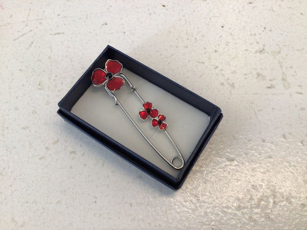 Poppy Kilt Pin - New Lanark Mill Shop
