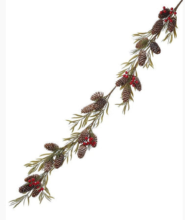 Pinecones Leaves & Berry Garland - New Lanark Mill Shop