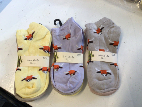 Ladies Bamboo Highland Cow & Sheep Trainer Socks Set 3 - New Lanark Mill Shop
