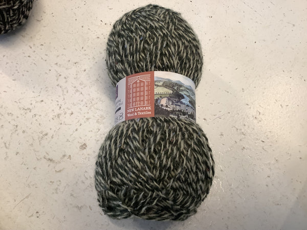 Forest/Ecru Double Knitting 100g Ball - New Lanark Mill Shop