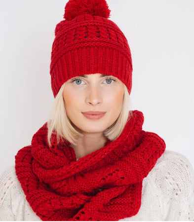 Ivory Lurex Eyelet Rib Hat with Scarf Loop Set