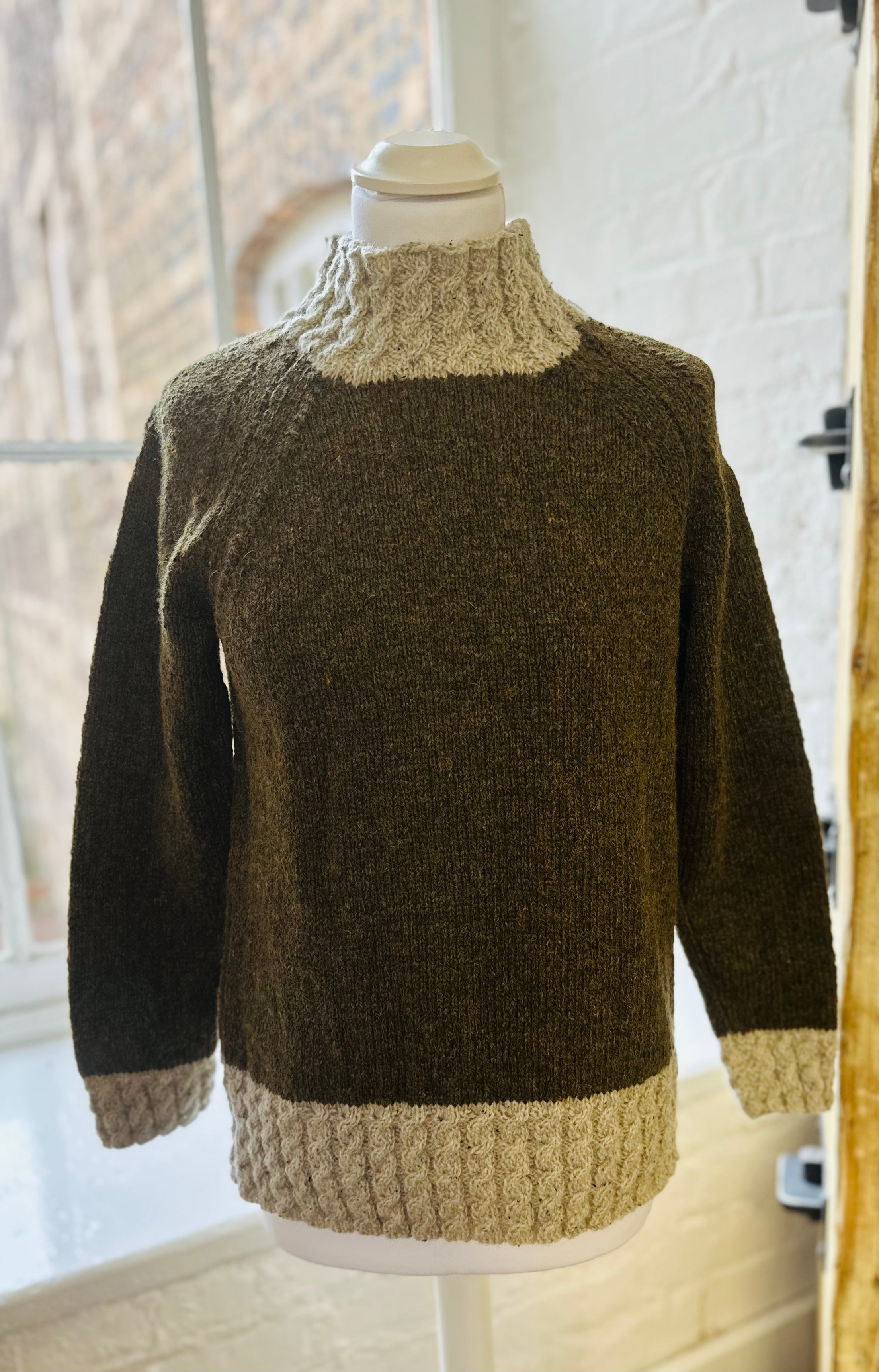 New Lanark Sweater Size M