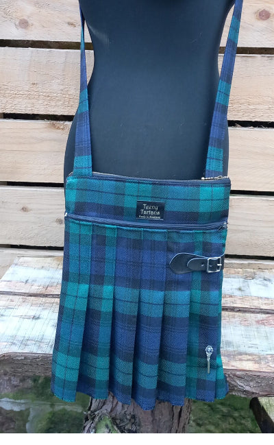 Scottish Pride of Scotland Tartan Ladies Kilt Shaped Purse, Traditional  Clothing Hand Bag