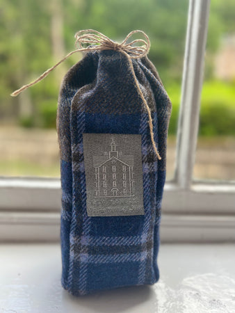 New Lanark Tartan Tweed Bottle Gift Bag