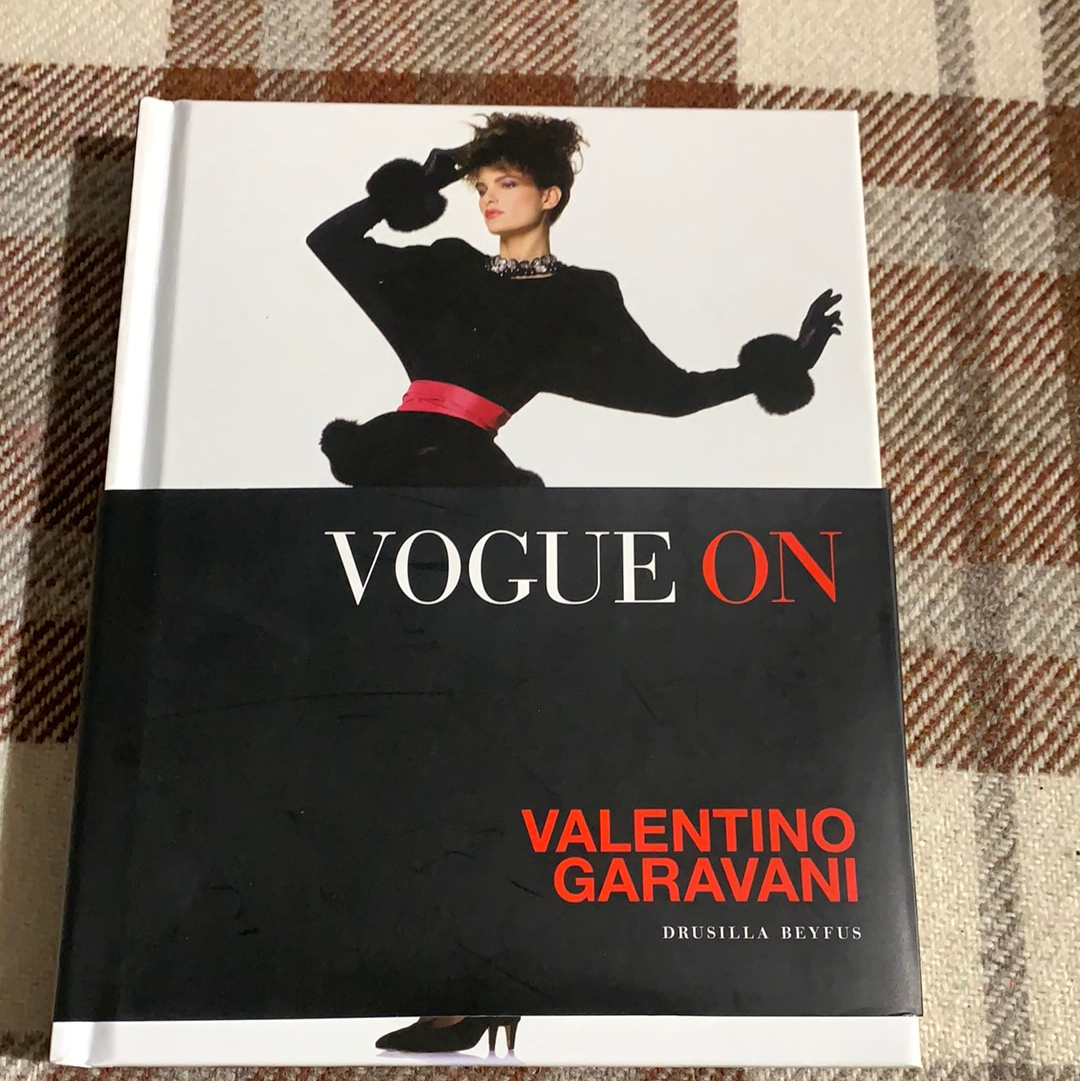 Book - Vogue On, Valention Garavani